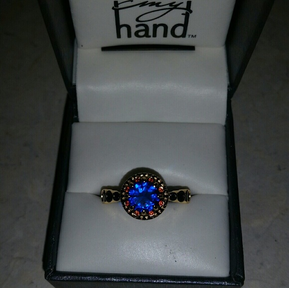 Womens fashion ring - Picture 2 of 2